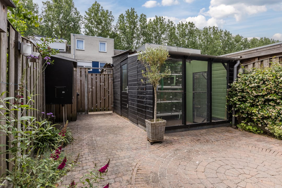 Photo 38 of Randwijkstraat 67