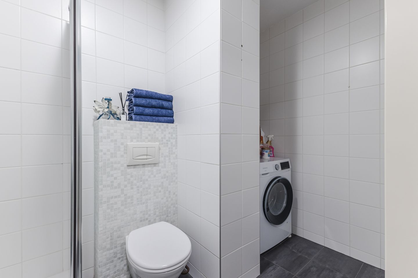 Photo 19 of Nieuwe Uilenburgerstraat 17-N