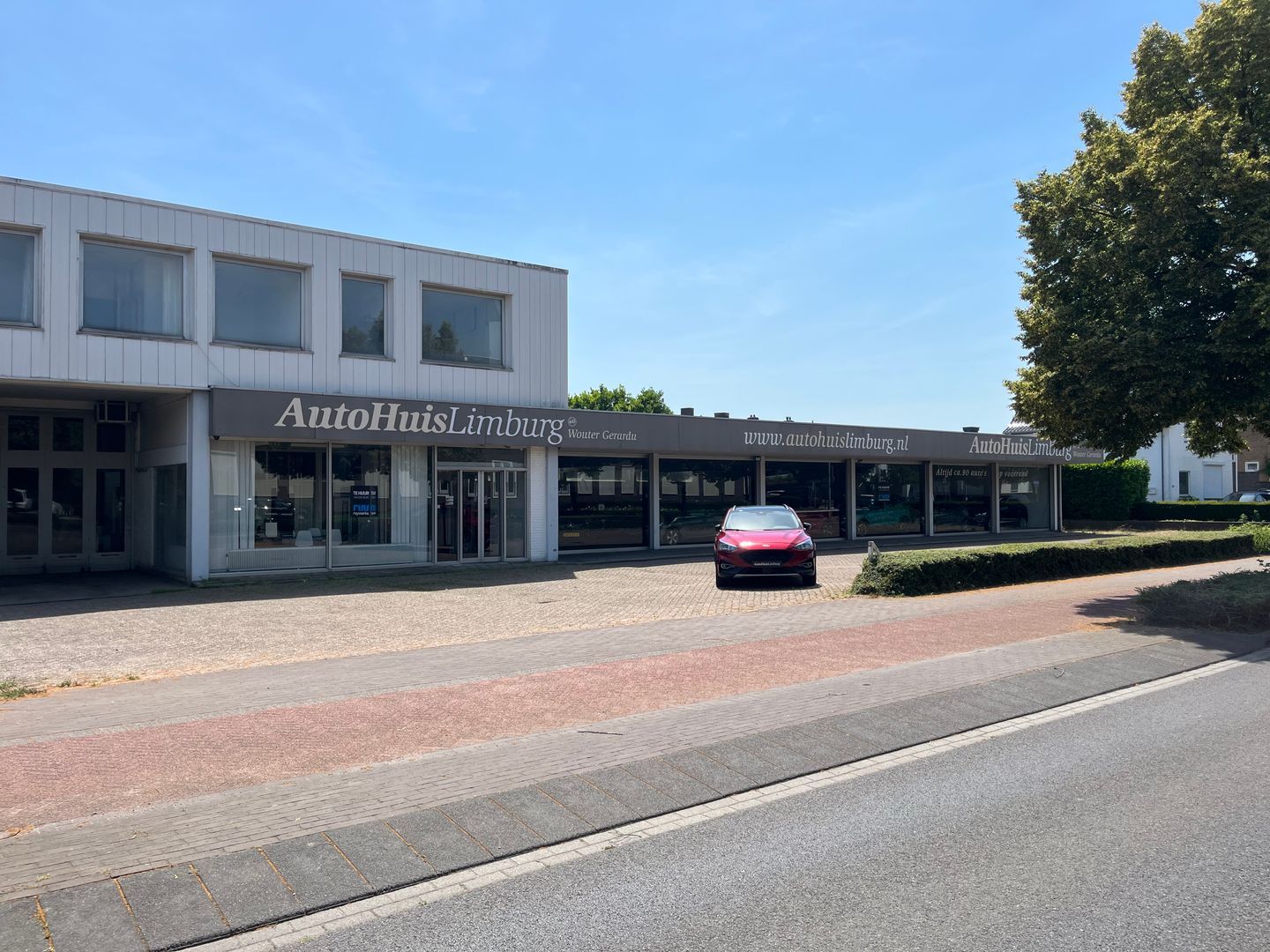Bekijk foto 1 van Rijksweg Zuid 90