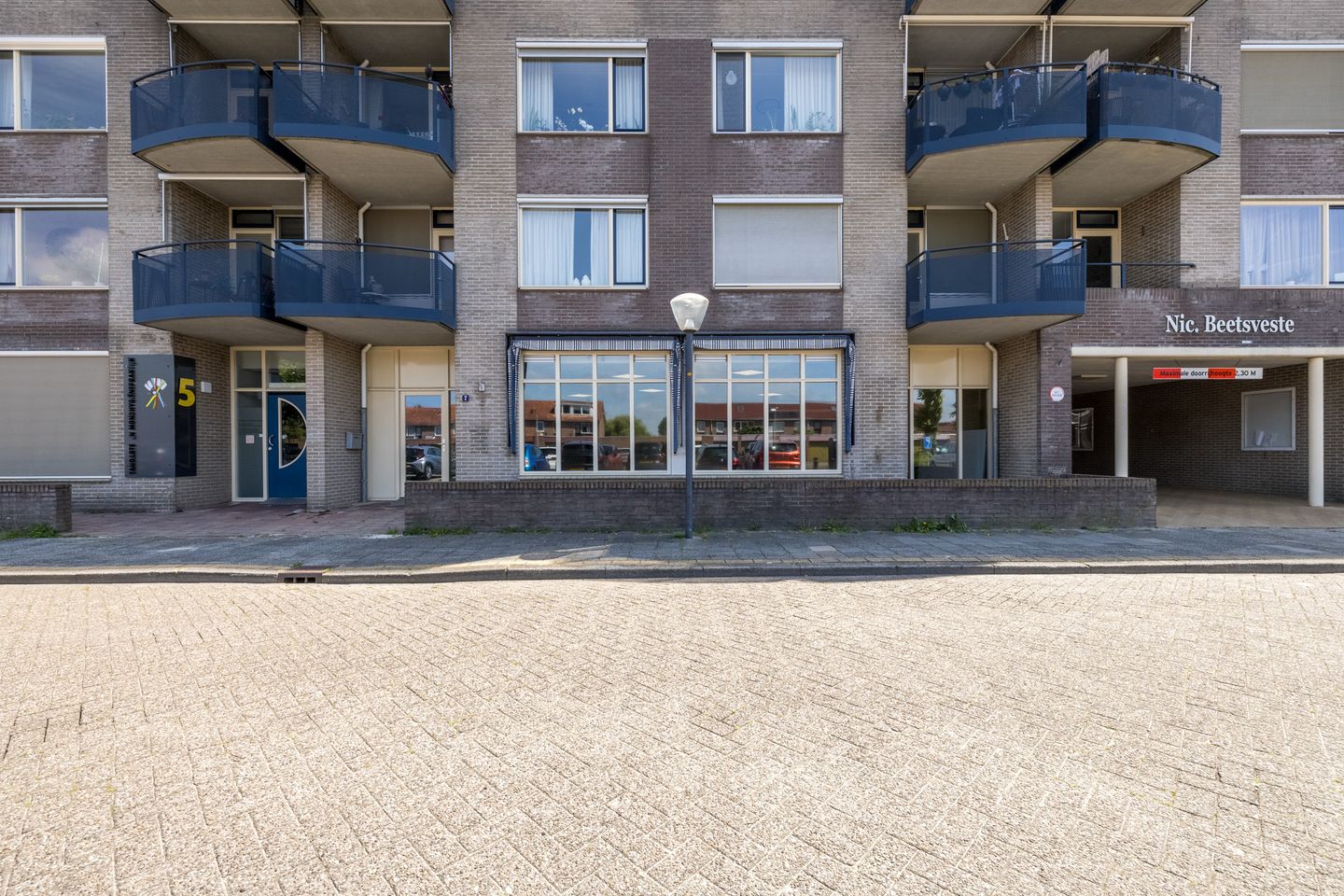 View photo 1 of Nicolaas Beetsplein 7