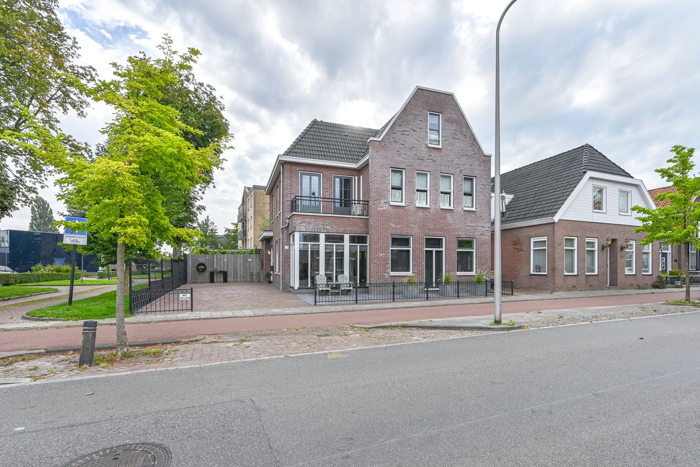 Photo 4 of Brinkstraat 7