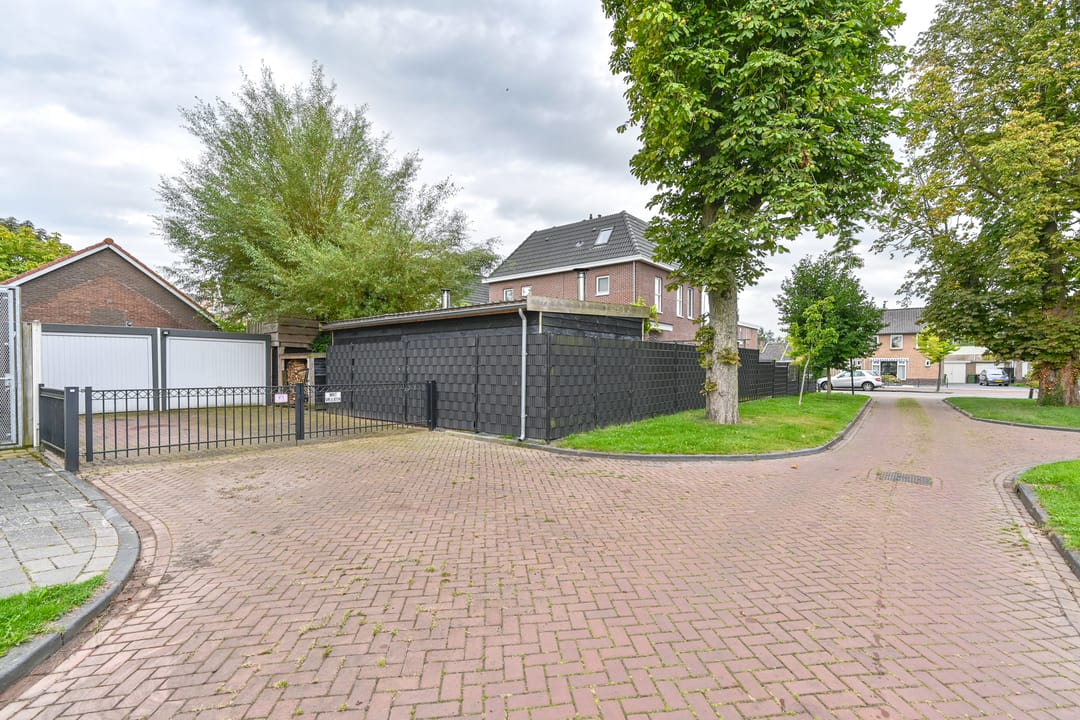 Photo 86 of Brinkstraat 7