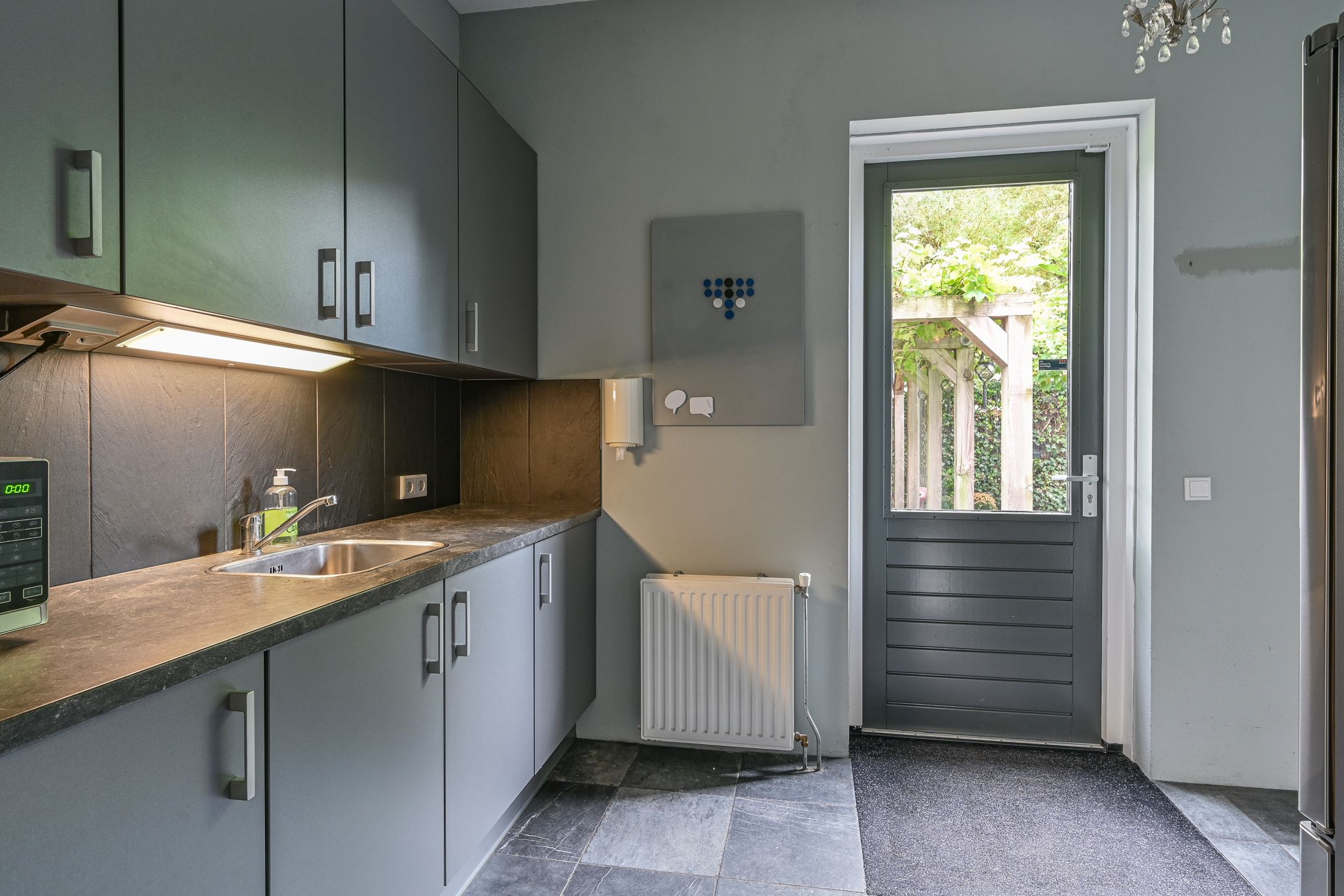 Photo 36 of Brinkstraat 7