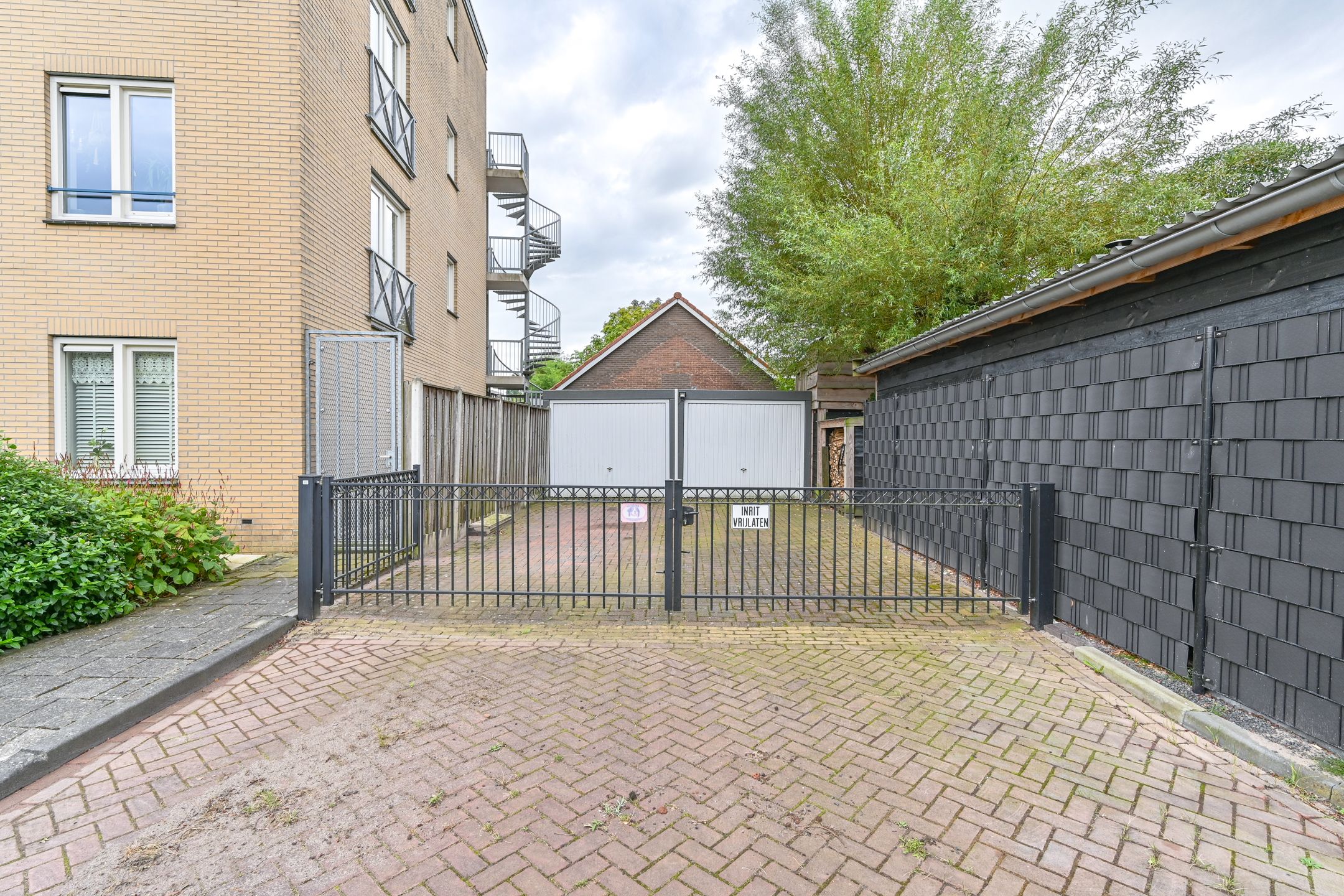 Photo 87 of Brinkstraat 7