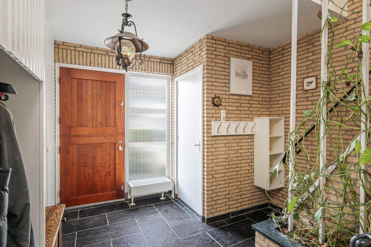 Photo 5 of Adriaen van Ostadestraat 43
