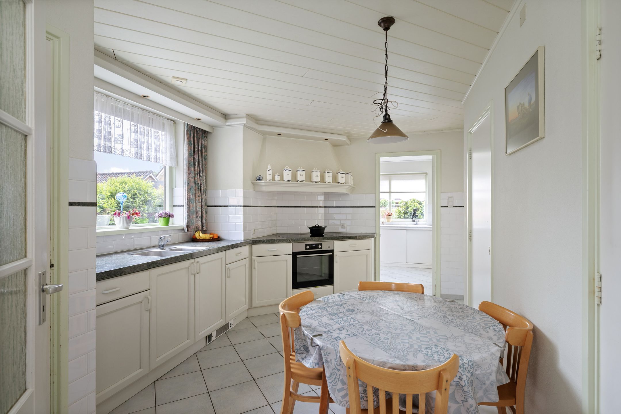 Photo 12 of Adriaen van Ostadestraat 43