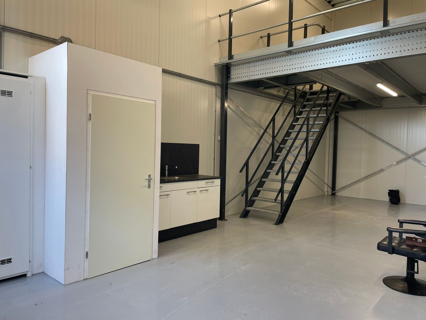 View photo 3 of Zaagmolenpad 24-B06