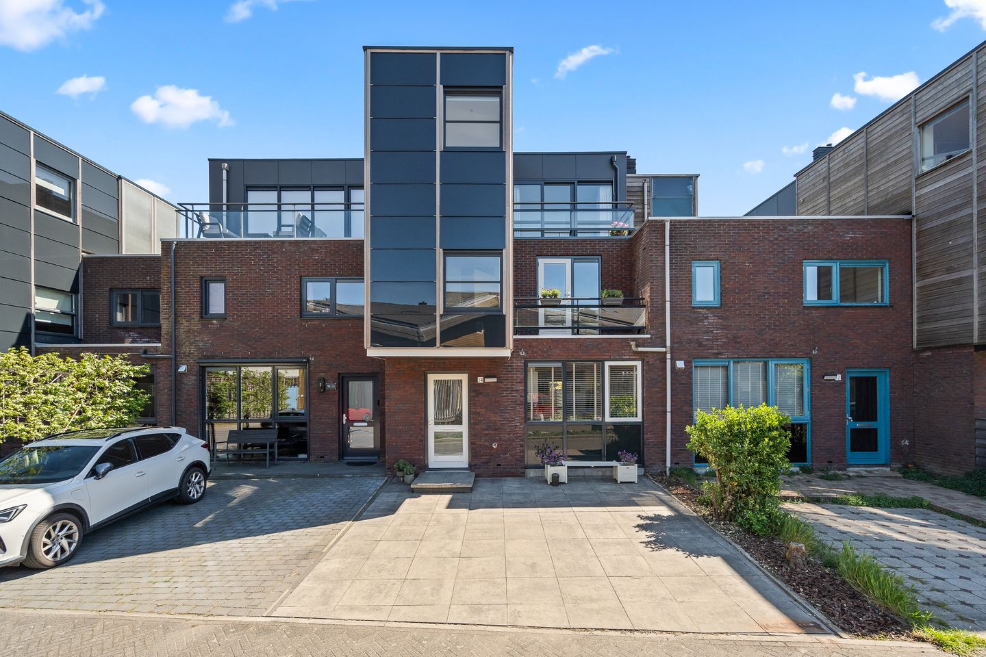 Photo 1 of Oudstraat 14