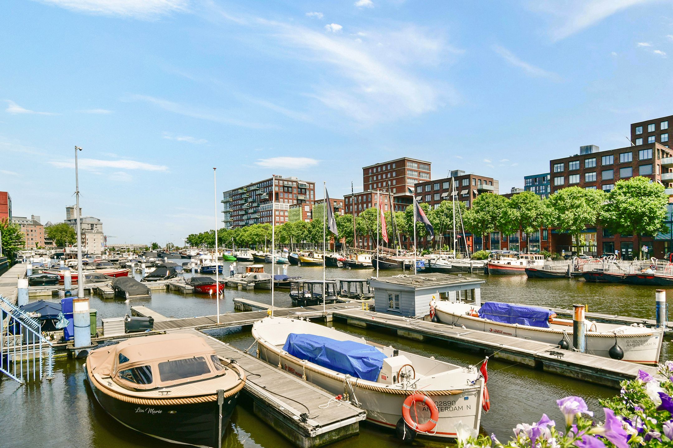 Photo 33 of Grote Bickersstraat 50-B