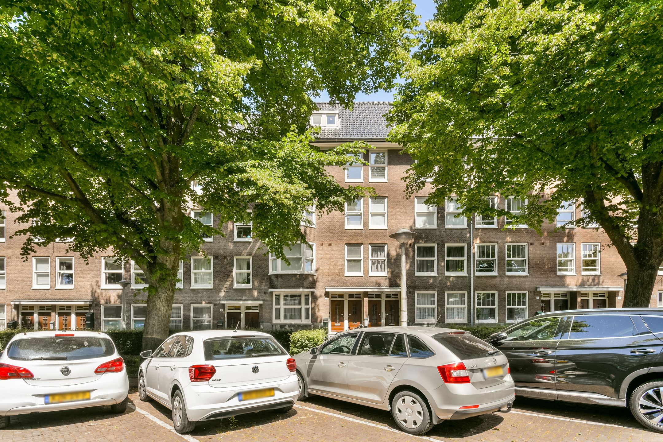 Photo 18 of Jasper Leijnsenstraat 14-3