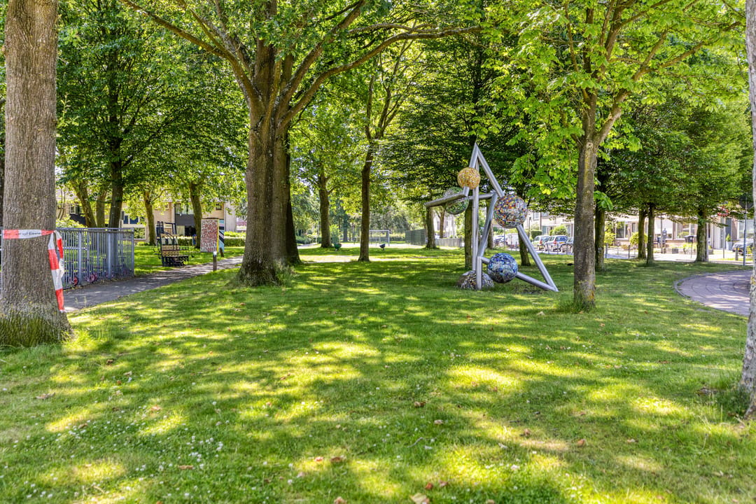 Photo 32 of Cornelisstraat 18