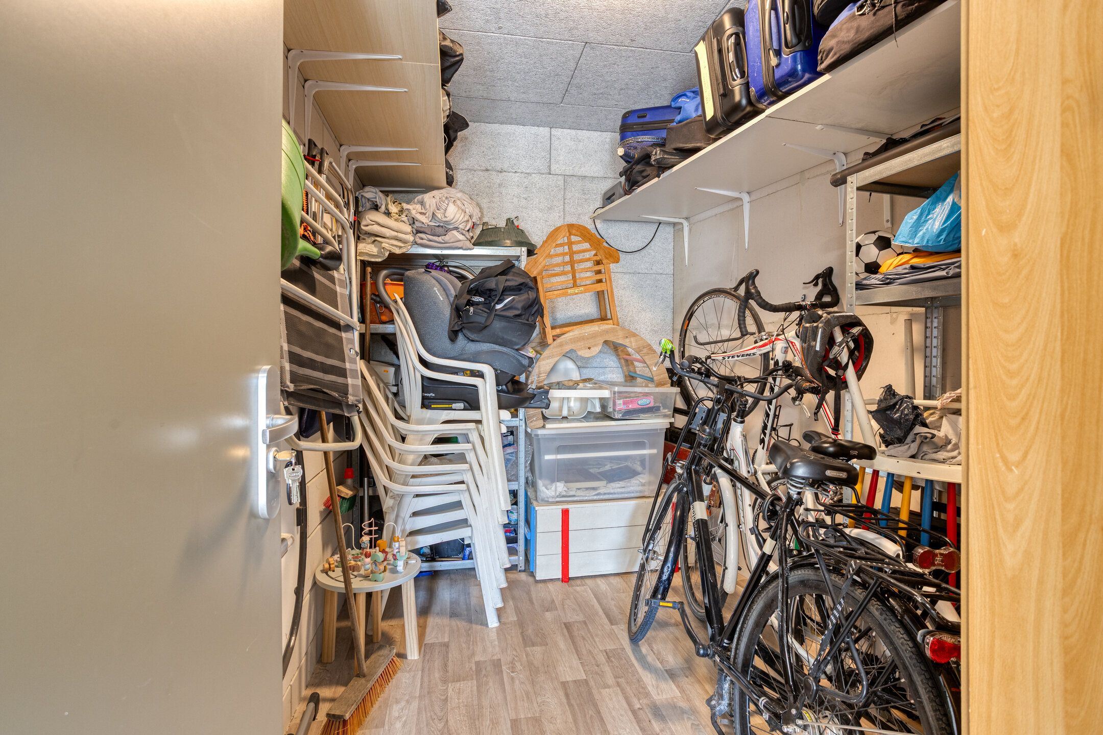 Photo 24 of Frederik Hendriklaan 58-C06