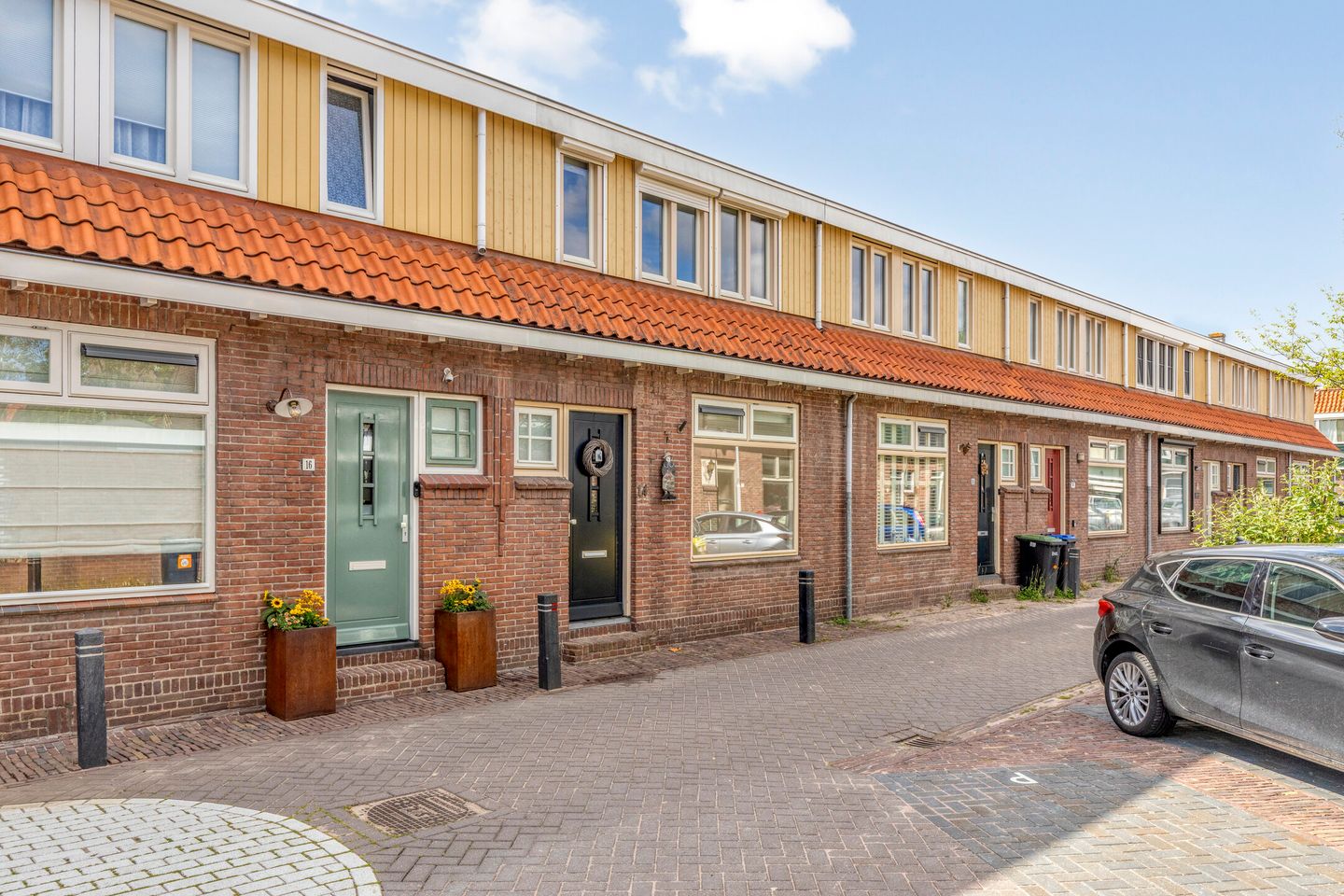 Photo 1 of Finsestraat 14