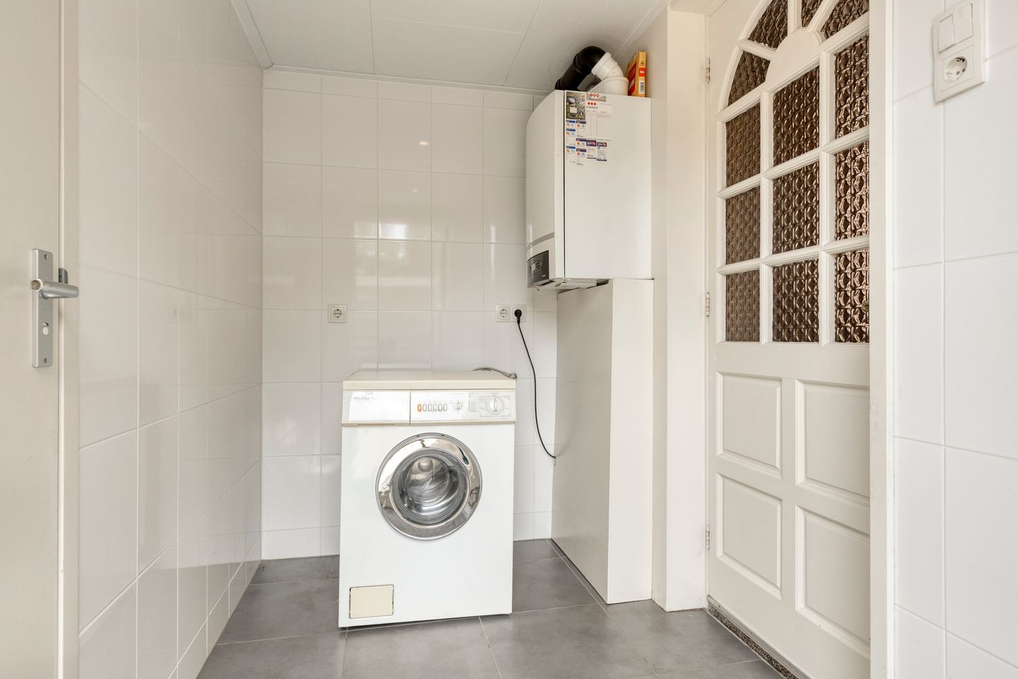 Photo 19 of Burgemeester Vermetstraat 9