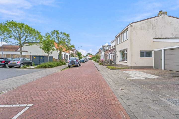 Foto 4 van Braamstraat 6
