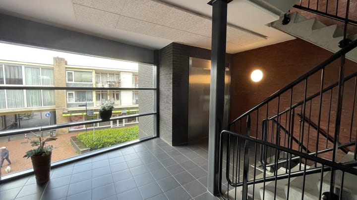 Foto 4 van Beneluxlaan 8