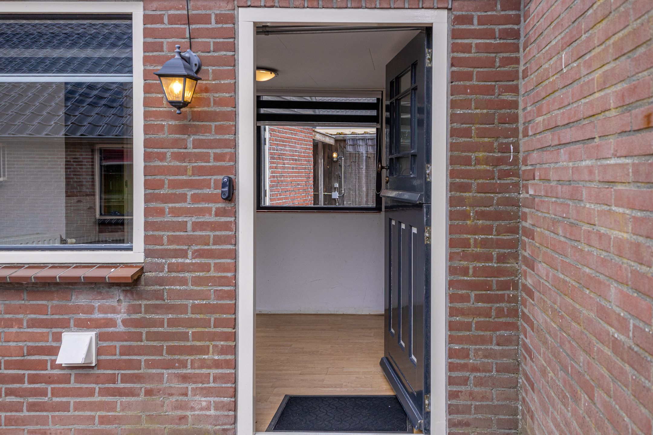 Photo 9 of Hoofdweg 61