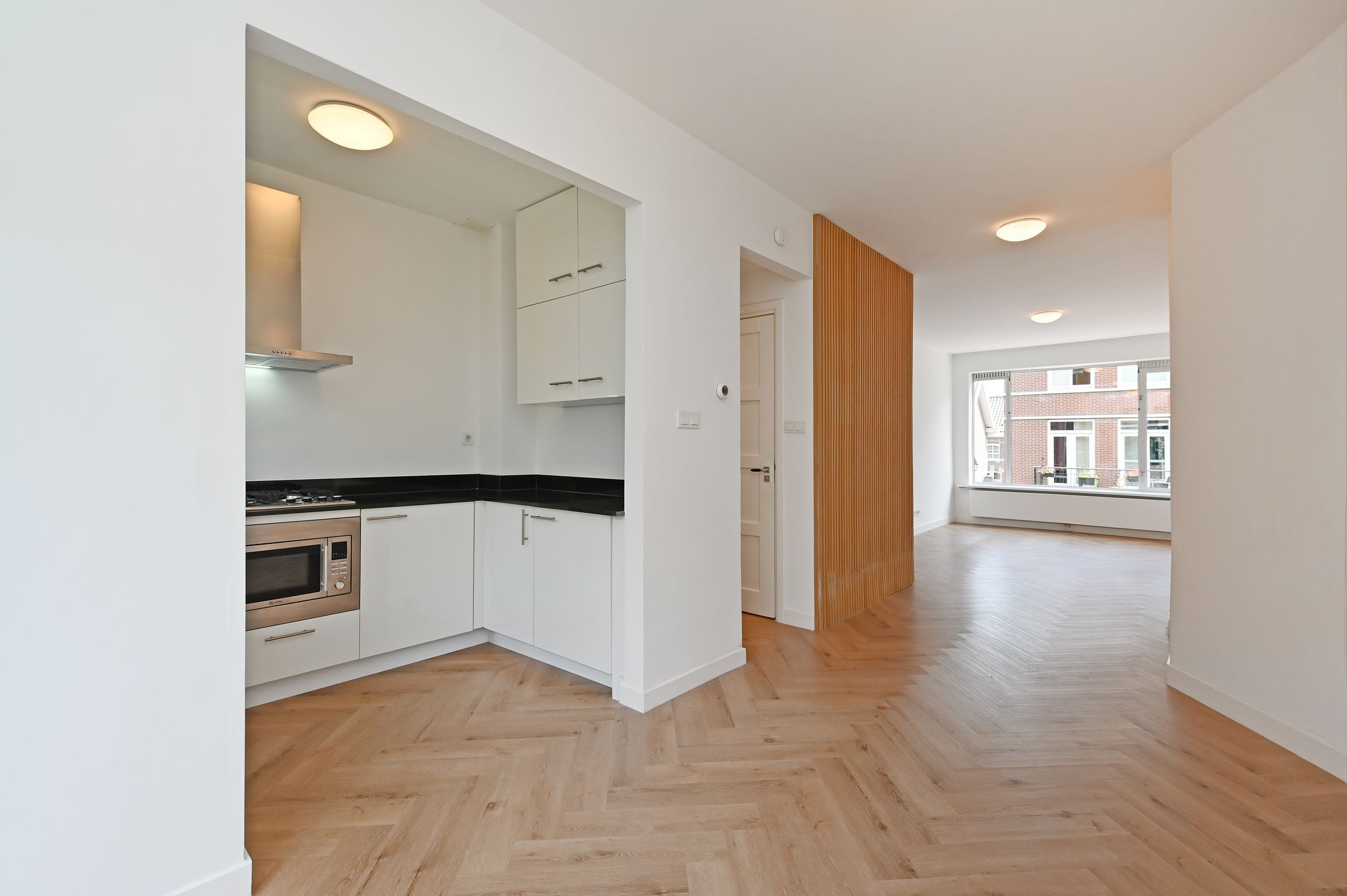 Photo 9 of Paramaribostraat 2-C