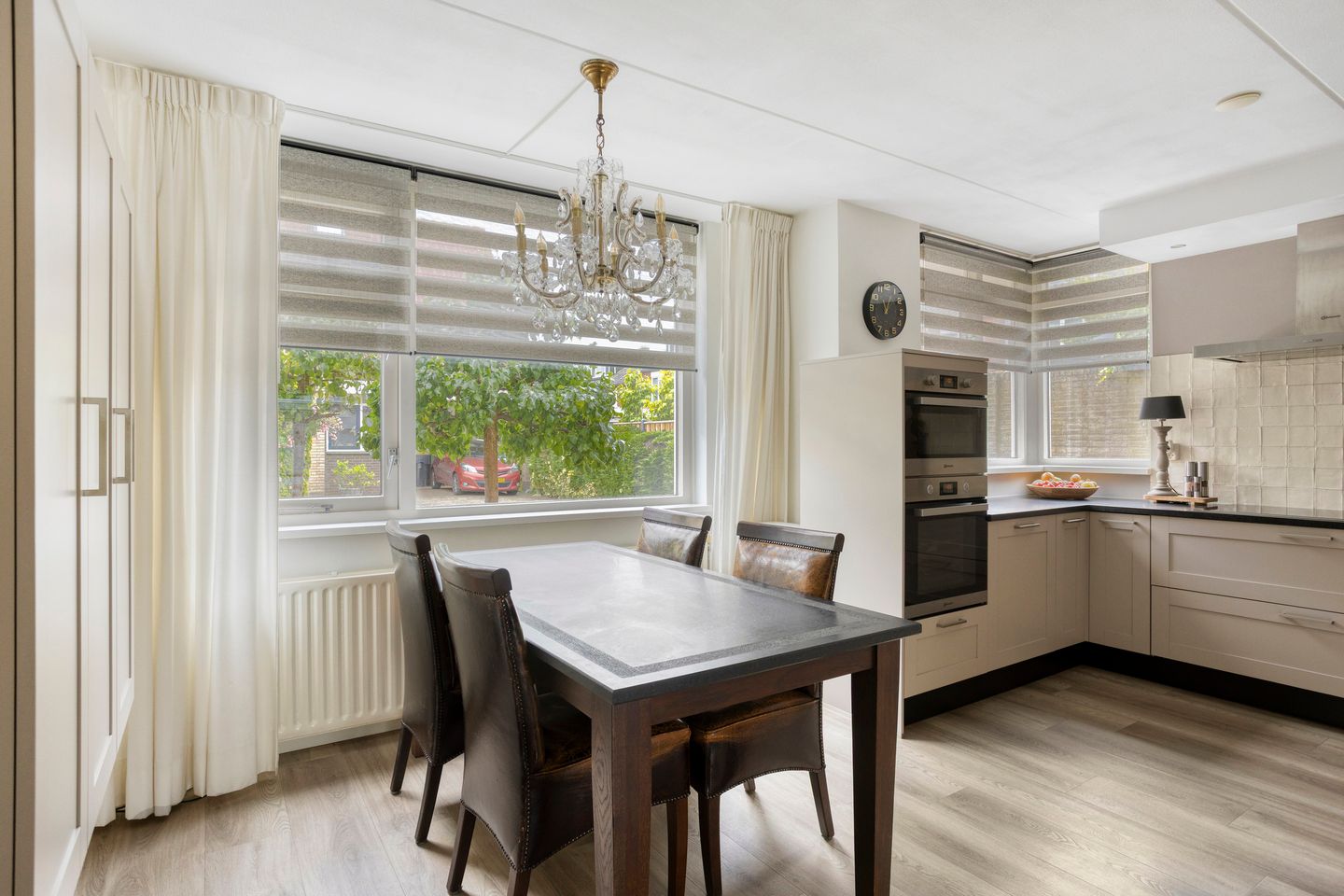 Photo 10 of Nikolaus Boutstraat 19