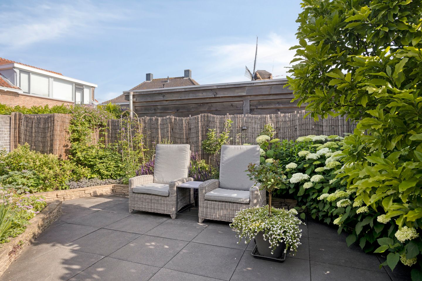 Photo 40 of Nikolaus Boutstraat 19