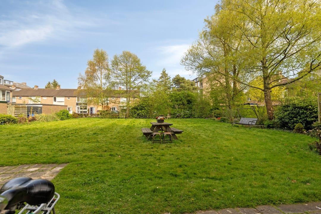 Photo 11 of Johan Wagenaarstraat 22-E