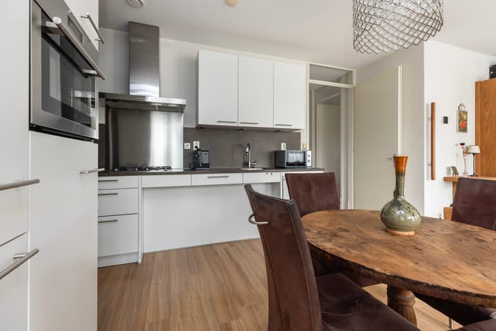 Appartement te koop: Burgemeester Brouwerstraat 73, Zwijndrecht