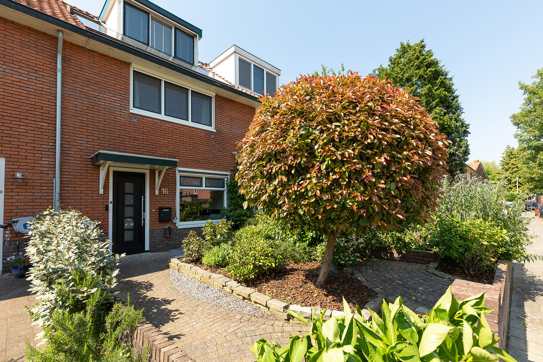 Photo 28 of Curiestraat 16