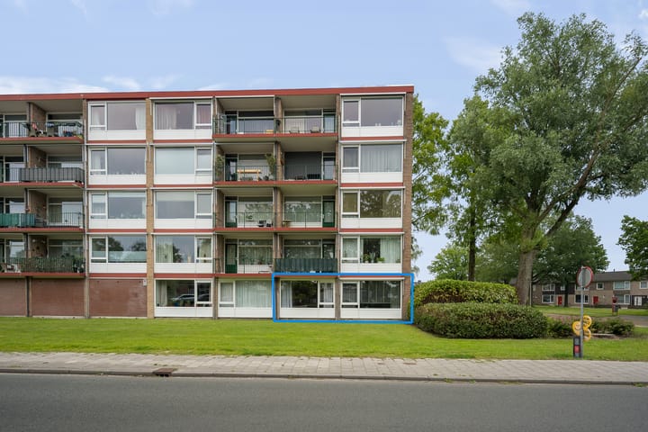 Foto 2 van van der Scheerstraat 1