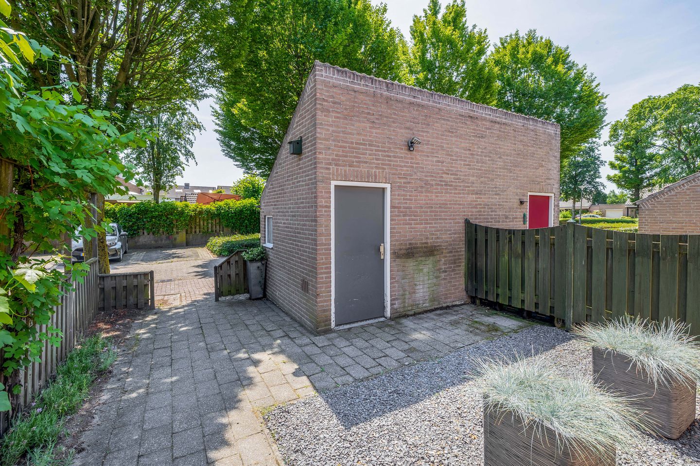 Photo 20 of Burg. Janssensstraat 36