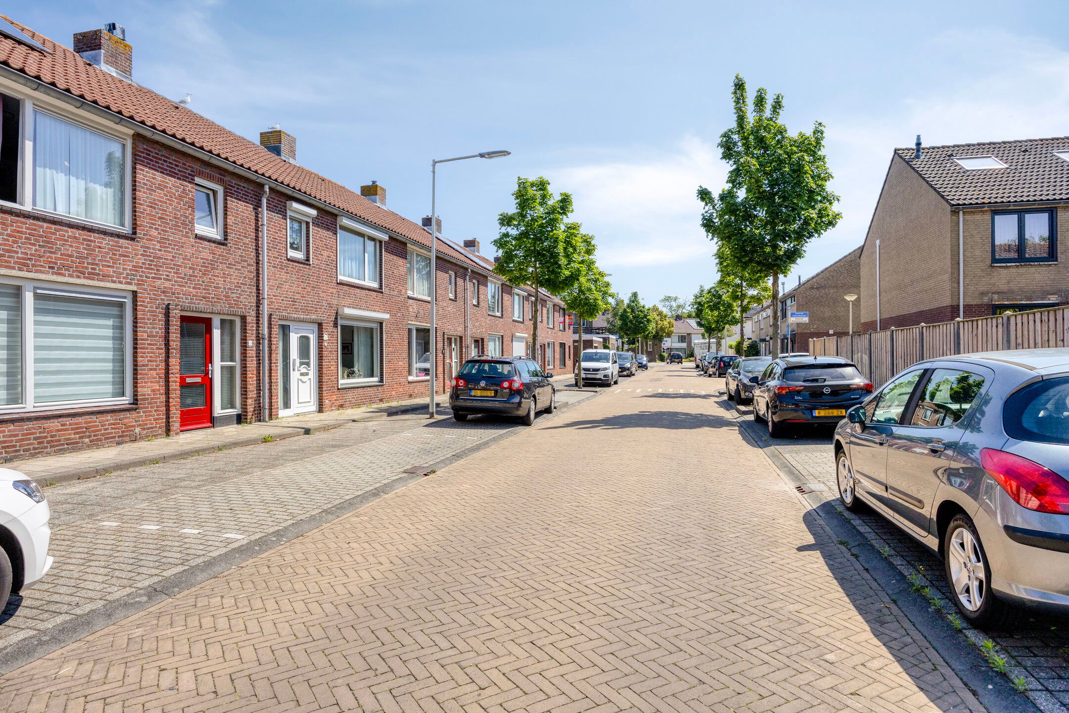 Photo 24 of Victoriestraat 9