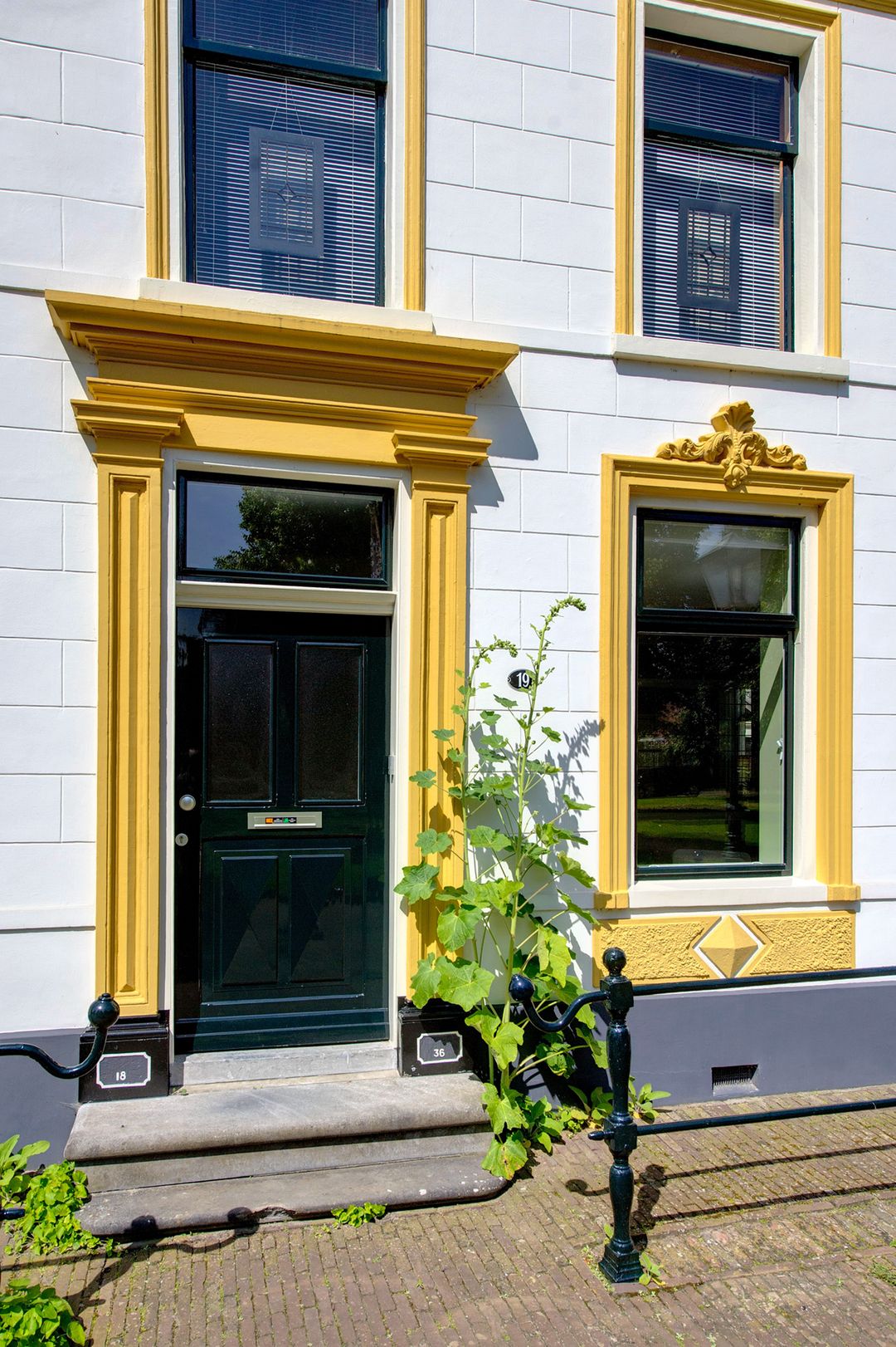 Photo 13 of Voorstraat 19