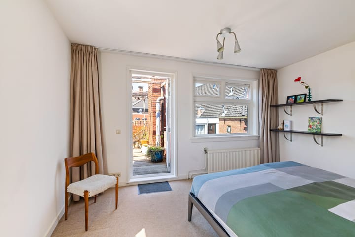 Photo 4 of Turftorenstraat 5-B