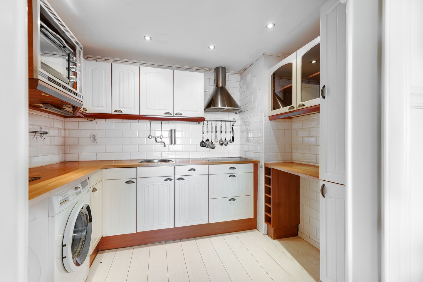Photo 14 of Willemstraat 104
