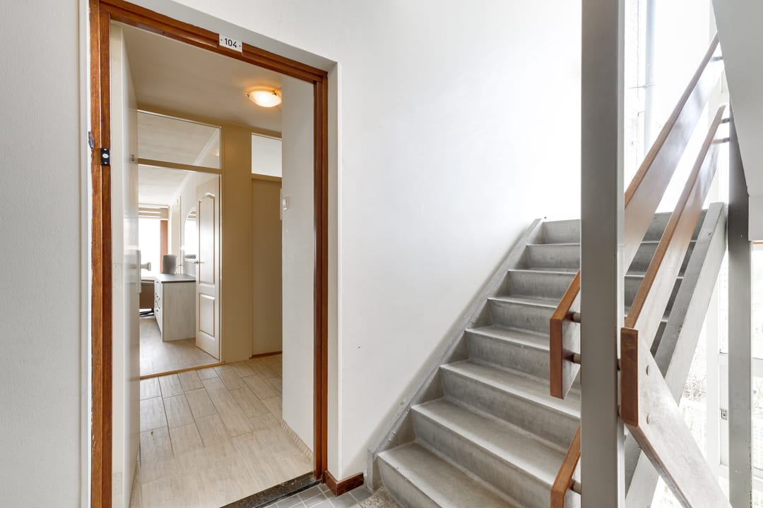 Photo 8 of Willemstraat 104