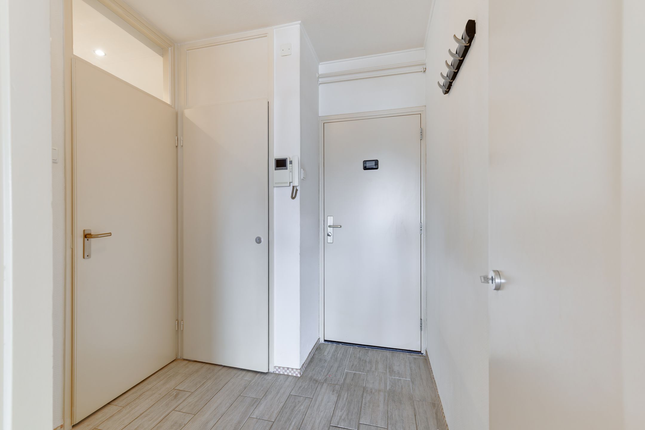 Photo 9 of Willemstraat 104
