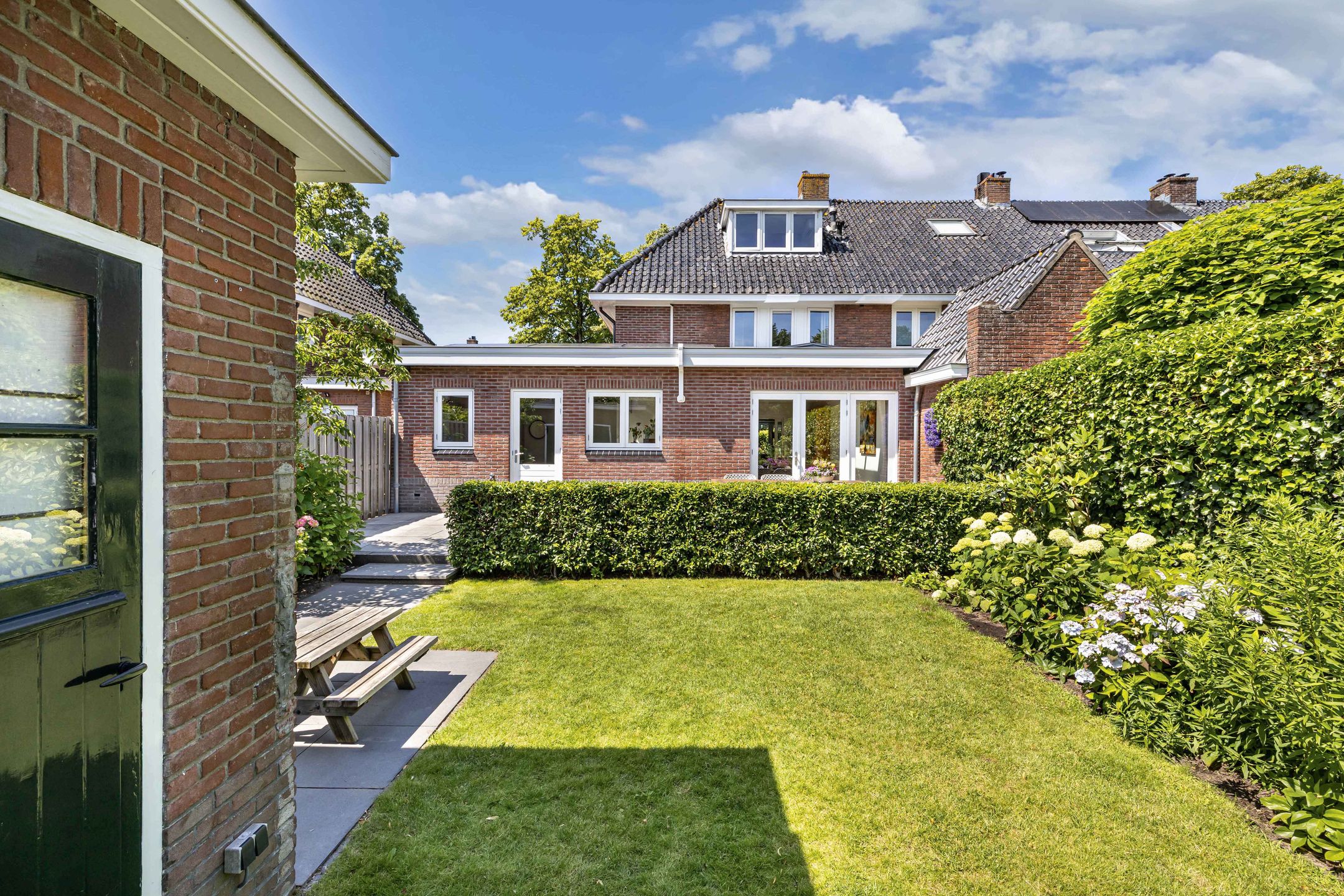 Photo 3 of De Ruyterstraat 54