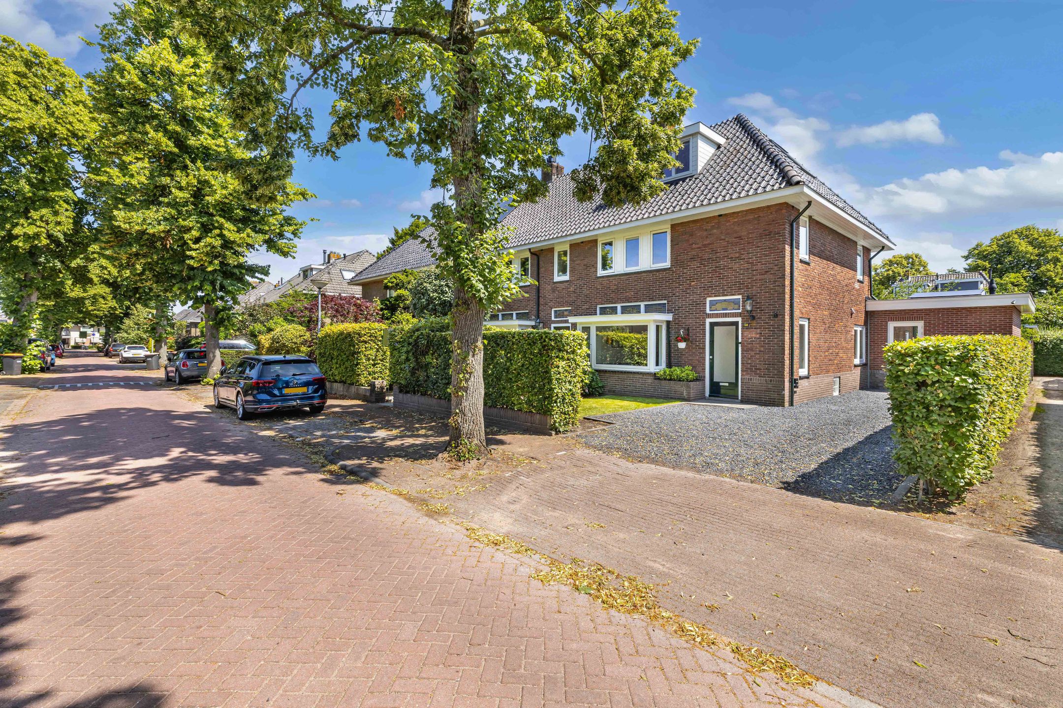 Photo 54 of De Ruyterstraat 54