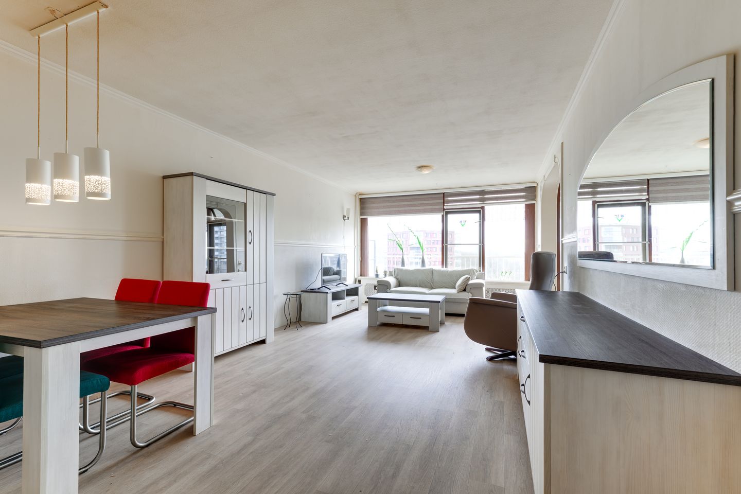 Photo 10 of Willemstraat 104