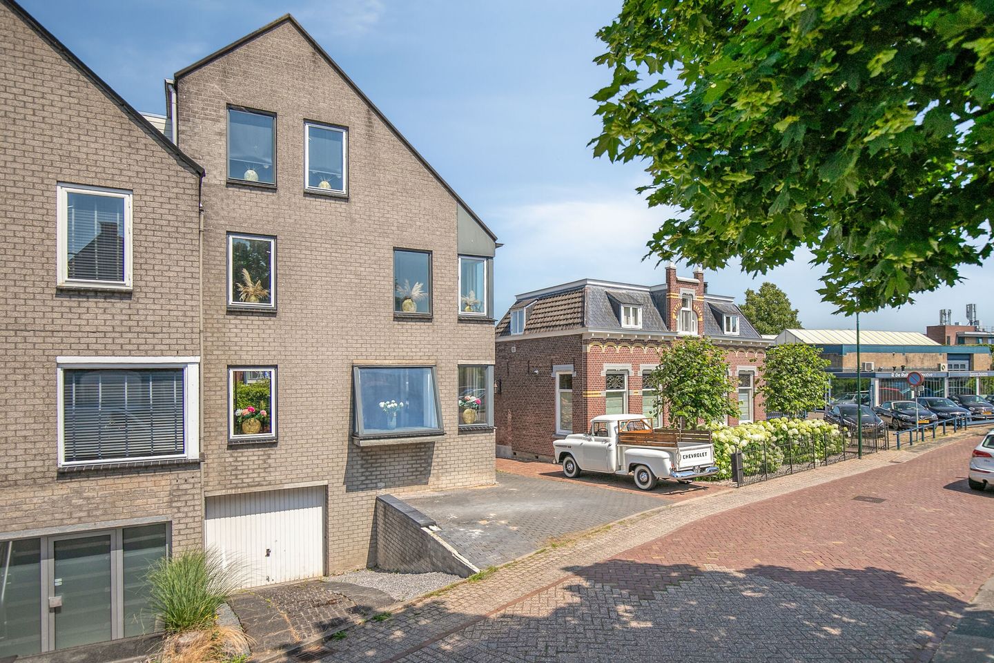 Photo 40 of Damstraat 38