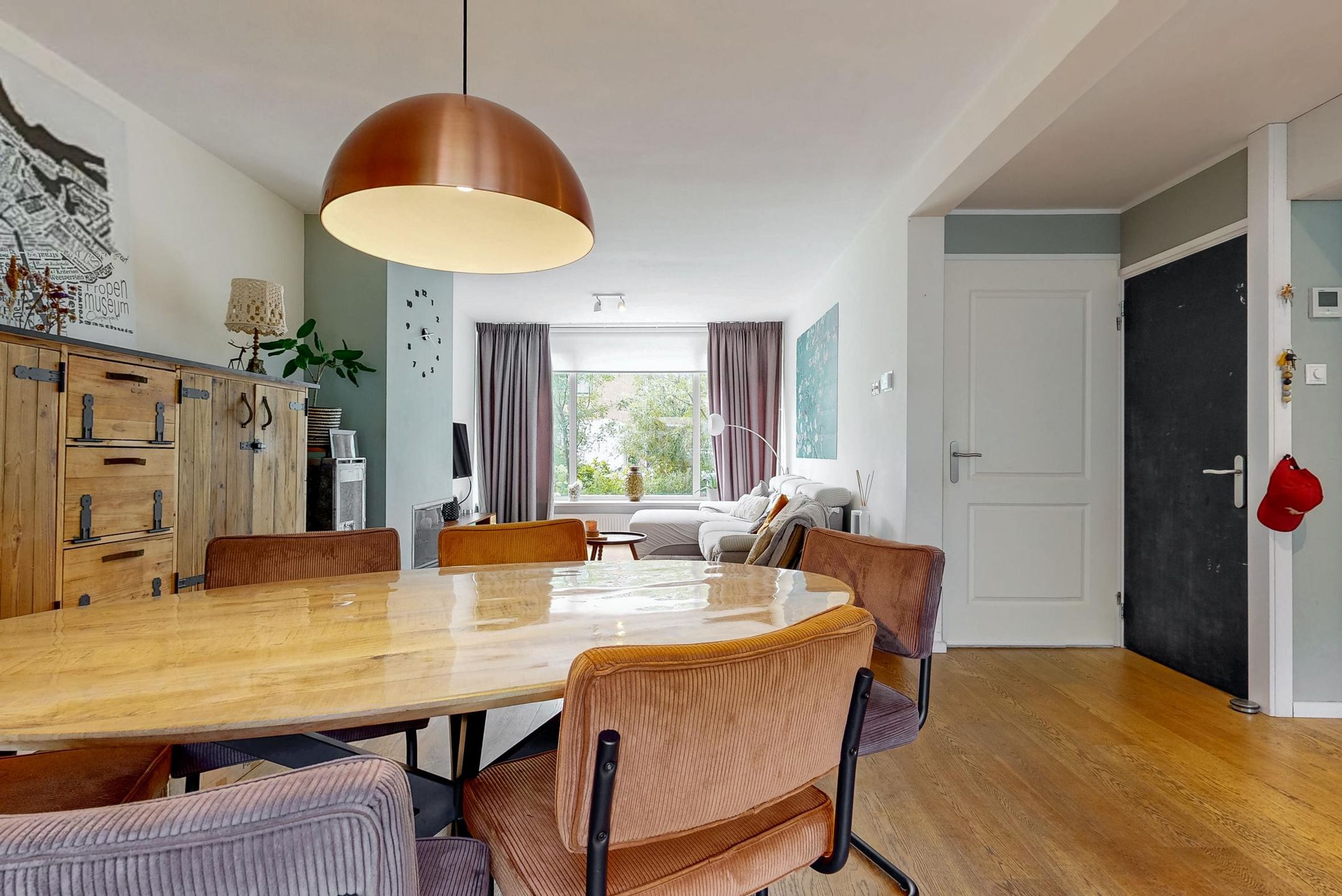 Photo 6 of Weberstraat 11