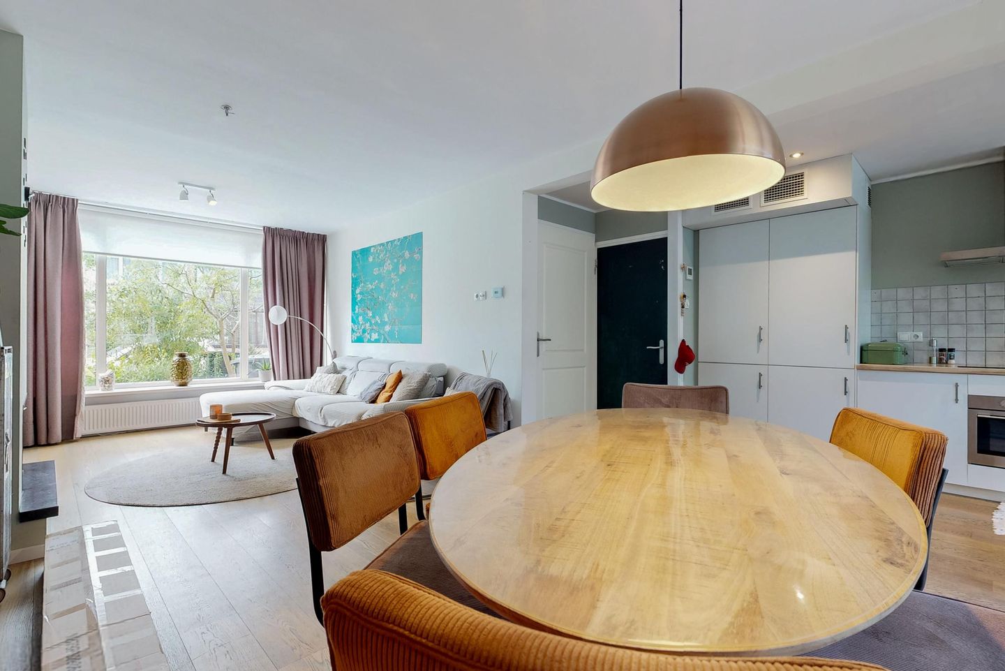 Photo 5 of Weberstraat 11