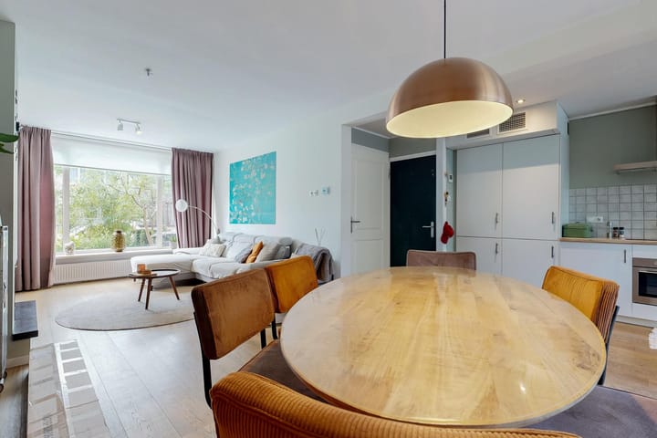 Photo 5 of Weberstraat 11