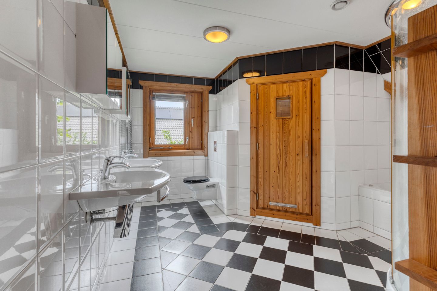 Photo 40 of Cissy van Marxveldtstraat 65