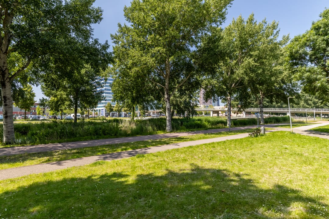 Photo 37 of James Stewartstraat 9