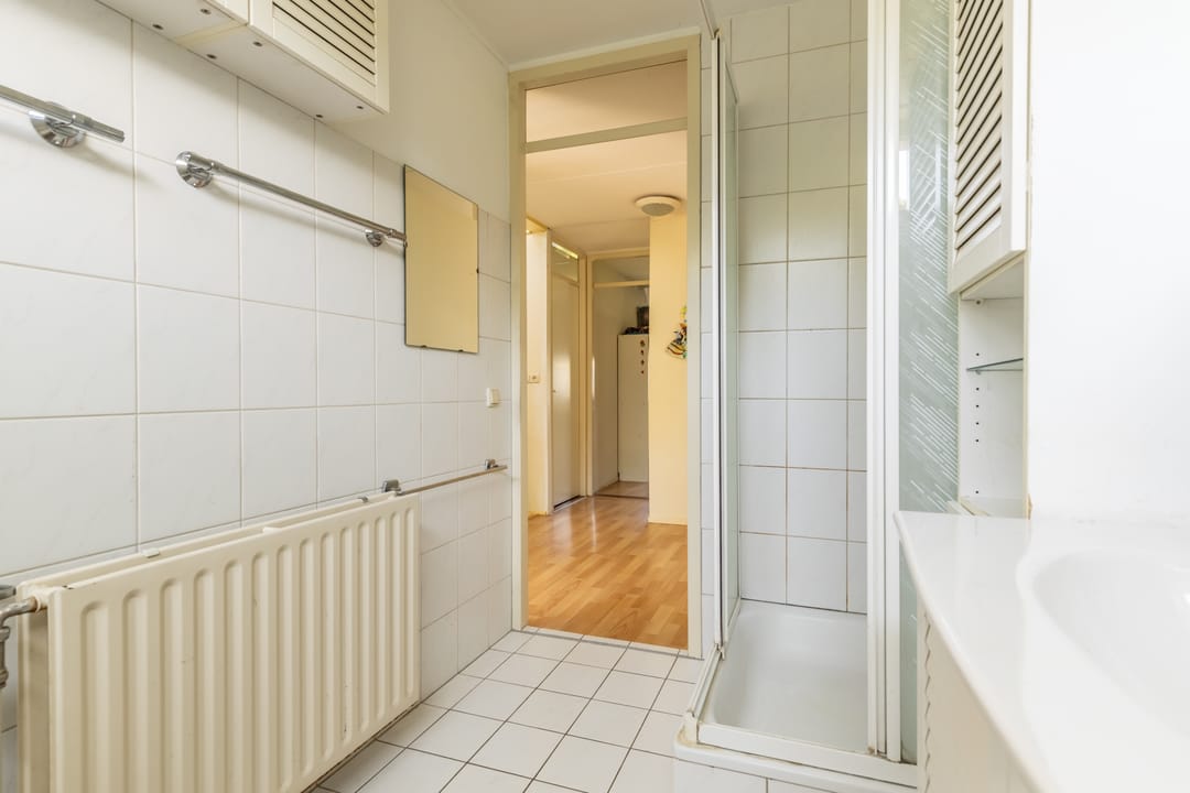 Photo 16 of James Stewartstraat 9