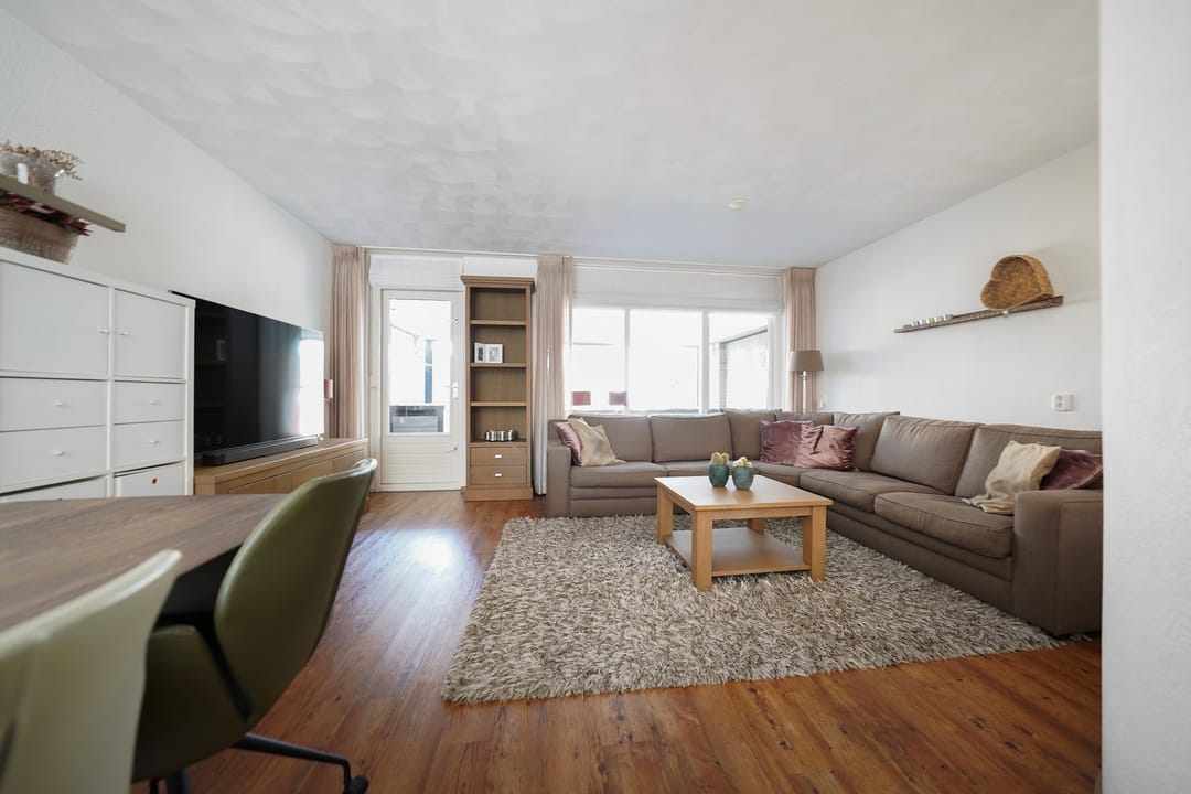 Photo 7 of Buizerdstraat 7