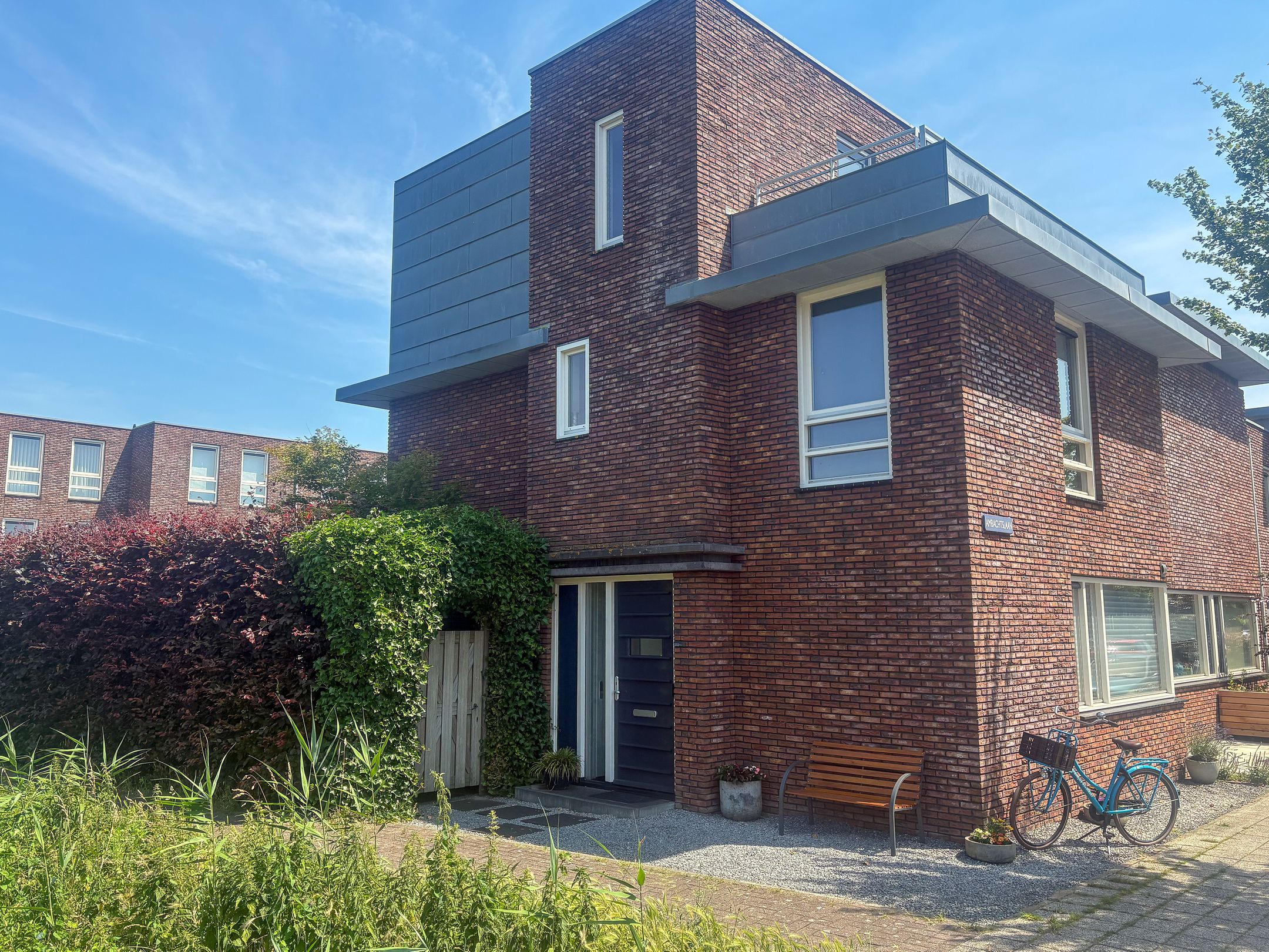Ambachtslaan 42