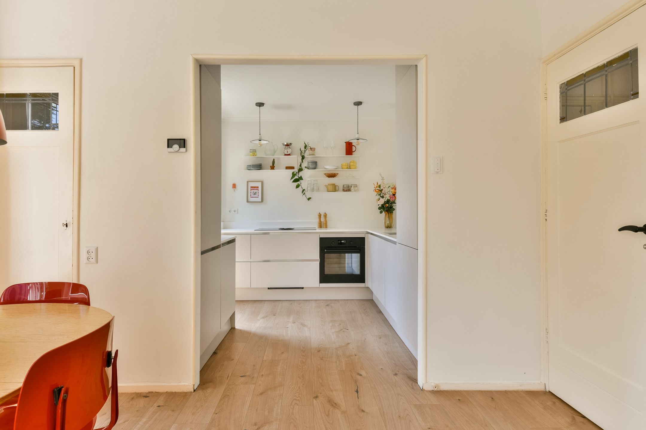 Photo 6 of Carel van Nieveltstraat 6-B