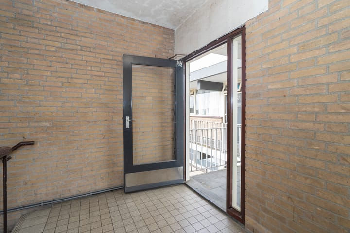 Appartement te koop: Bart van Peltplein 21, Tilburg