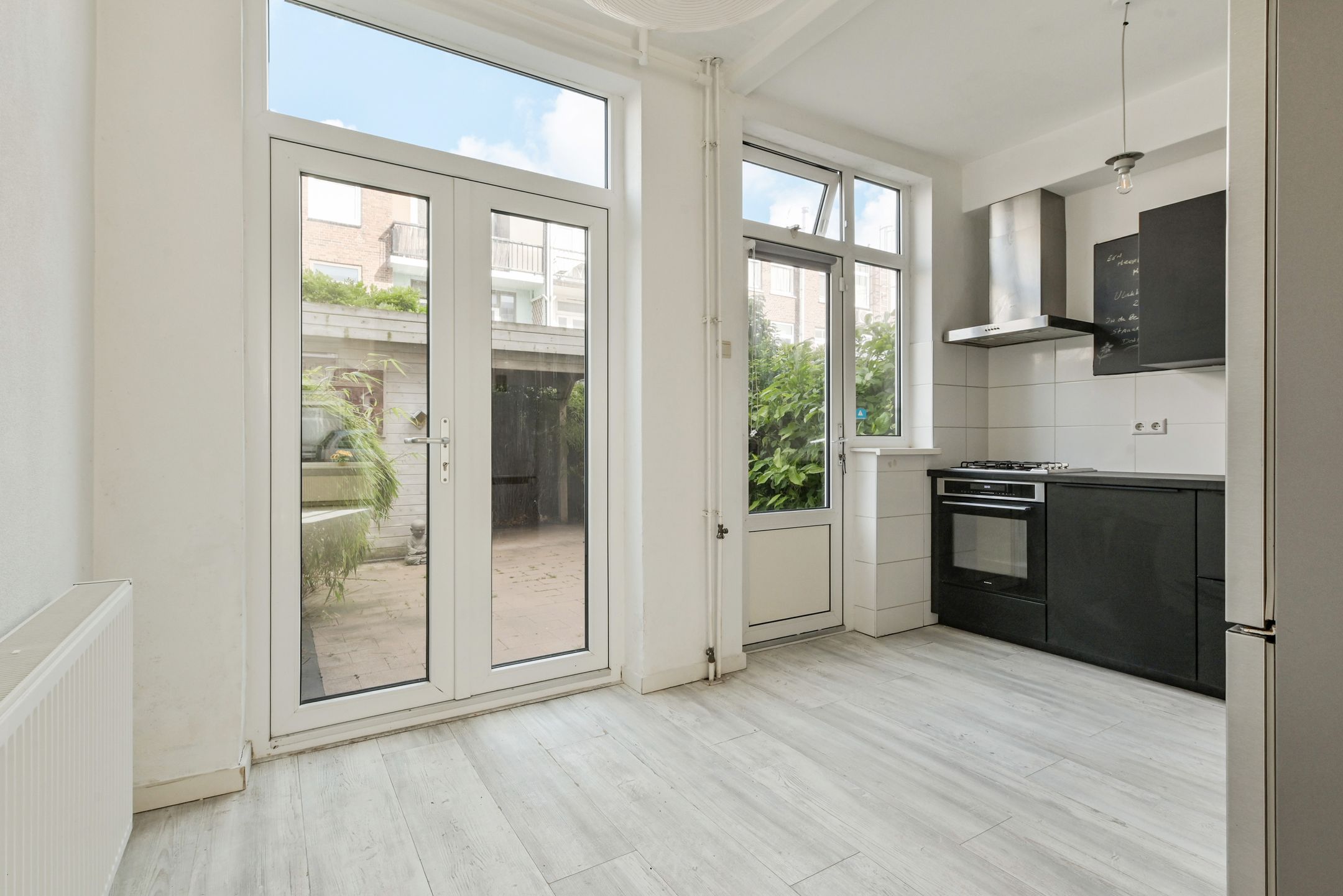 Photo 12 of Voornsestraat 33